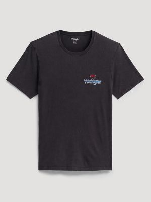 Eagle Feathers Graphic T-Shirt in Black Beauty