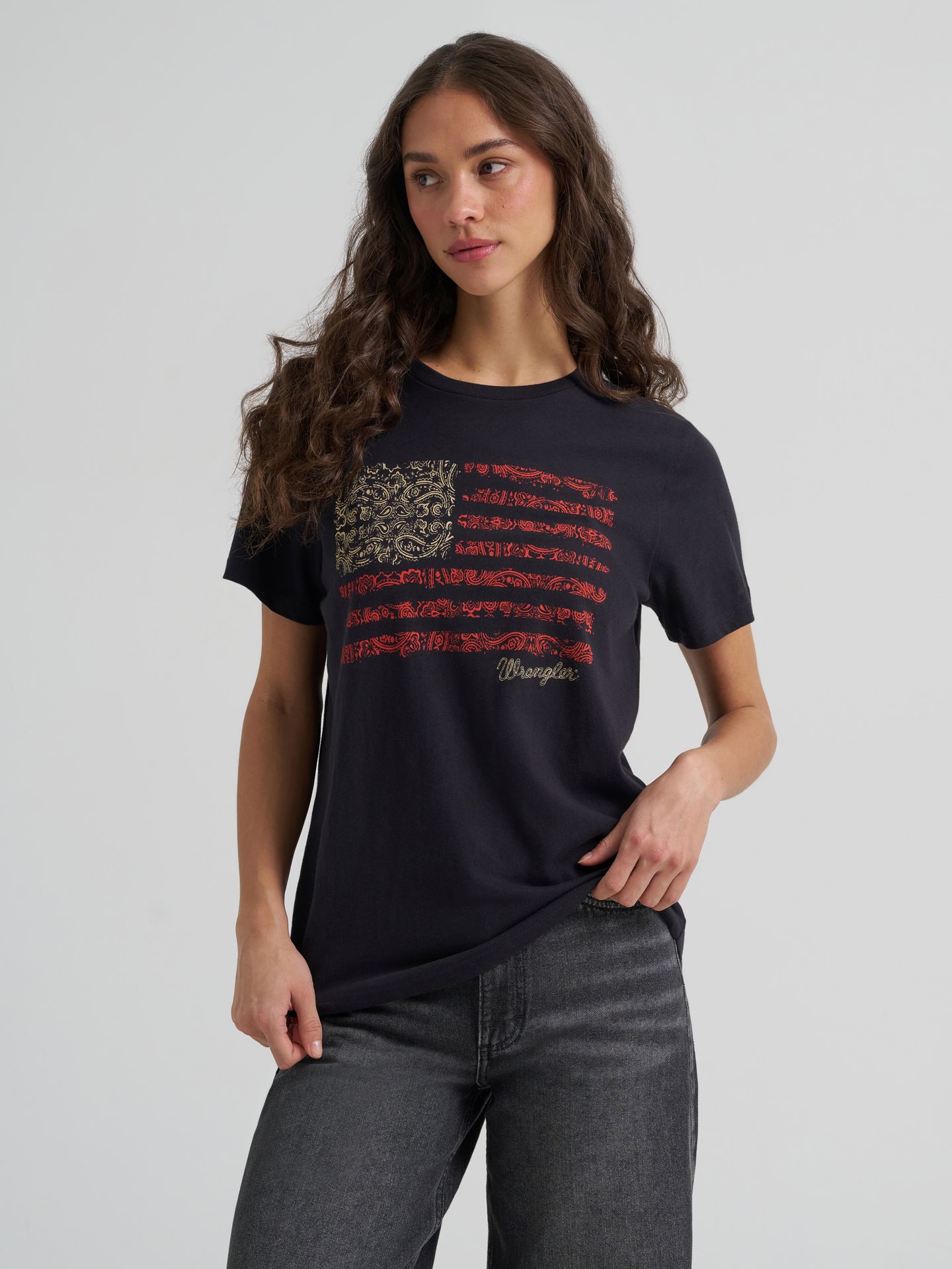 Женская футболка Wrangler Rugged Flag Reg Fit Graphic, цвет: Чёрный — фото 1
