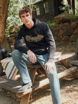 Men's Wrangler Legacy Script Graphic Pullover Hoodie in Black Beauty