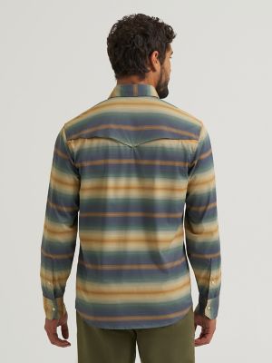 Wrangler All Terrain Gear Men's Technical Shirt in Turbulence alternative view 2