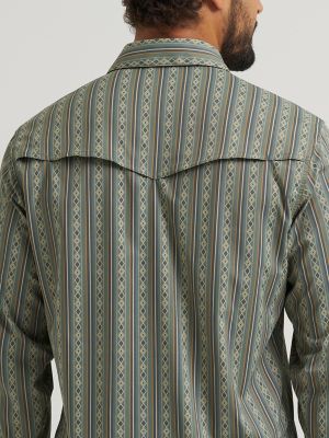 Wrangler All Terrain Gear Men's Technical Shirt in Dark Forest alternative view 4
