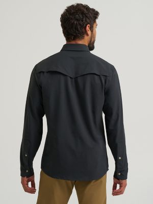 Wrangler All Terrain Gear Men's Technical Shirt in Jet Black