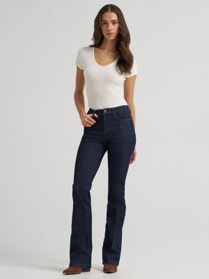 Women's Wrangler BESPOKE Pintuck Bootcut Jean in Camryn