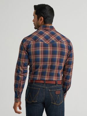 Men's Wrangler Retro&reg; Premium Long Sleeve Western Snap Plaid Shirt in Blue Sunset alternative view 2