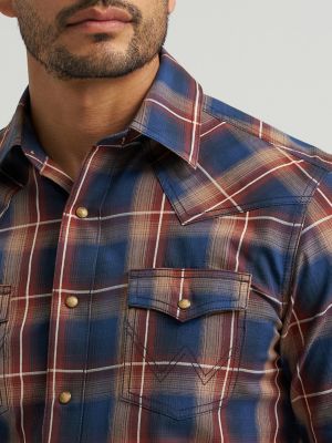 Men's Wrangler Retro&reg; Premium Long Sleeve Western Snap Plaid Shirt in Blue Sunset alternative view 3
