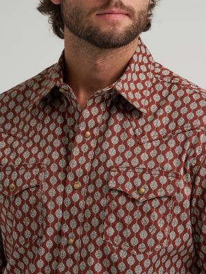 Men's Wrangler Retro&reg; Premium Long Sleeve Western Snap Printed Shirt in Rust Bauble alternative view 3
