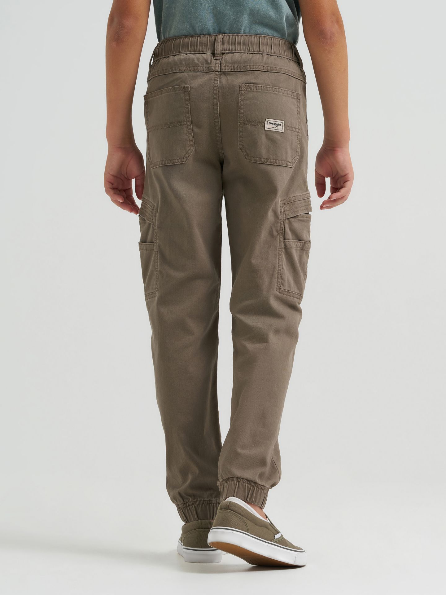 Брюки Wrangler Jogger Cargo для мальчиков, цвет: Шоколадный — фото 2