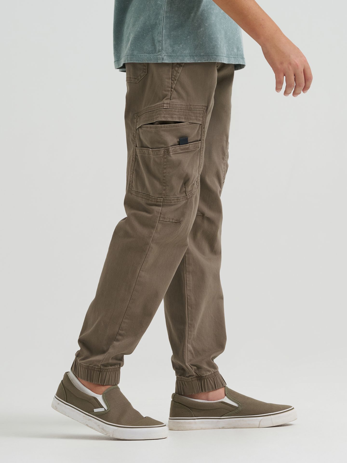 Брюки Wrangler Jogger Cargo для мальчиков, цвет: Шоколадный — фото 3