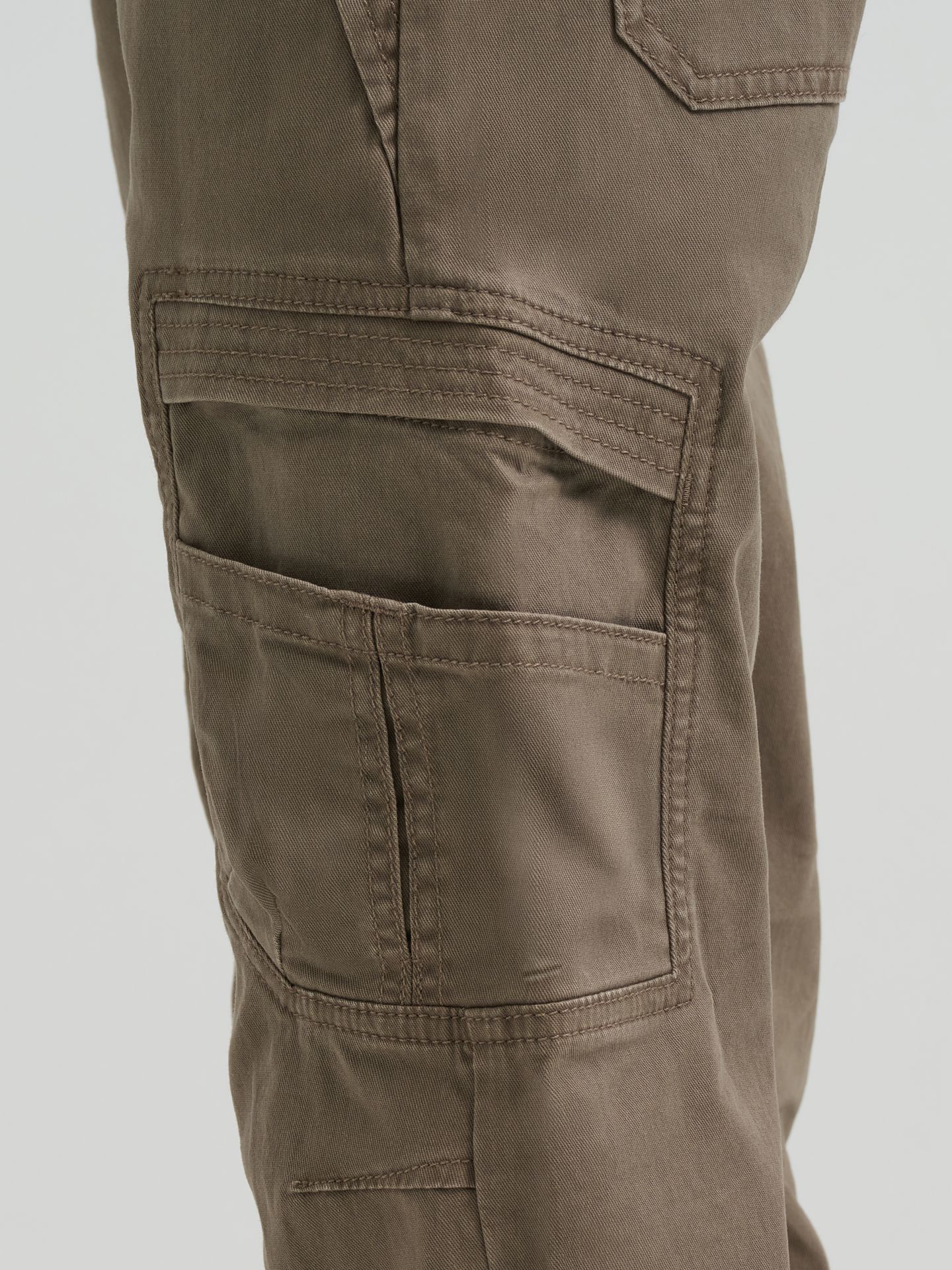 Брюки Wrangler Jogger Cargo для мальчиков, цвет: Шоколадный — фото 7