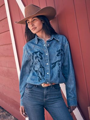 Women's Wrangler Horses Boyfriend Western Snap Shirt