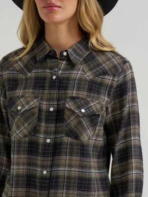 Women's Wrangler Retro&reg; Essential Flannel Snap Shirt