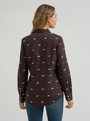 Women's Wrangler Olivia Western Slim Snap Shirt in Horses Cocoa alternative view 3