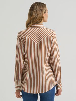 Women's Wrangler Olivia Western Slim Snap Shirt in Caramel Stripe alternative view 3