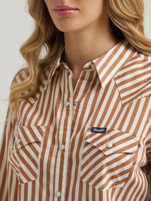 Women's Wrangler Olivia Western Slim Snap Shirt in Caramel Stripe alternative view 5