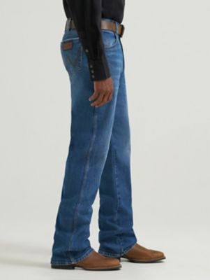 Men's Wrangler Retro&reg; Relaxed Fit Bootcut Jean in Jay