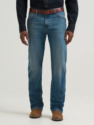 Men's Wrangler Retro&reg; Slim Fit Bootcut Jean in Wes