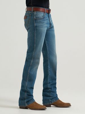 Men's Wrangler Retro&reg; Slim Fit Bootcut Jean in Wes