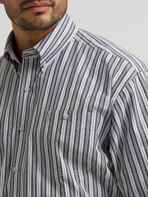 Wrangler&reg; George Strait&trade; Long Sleeve Button Down Two Pocket Shirt in Smoky Stripe alternative view 4