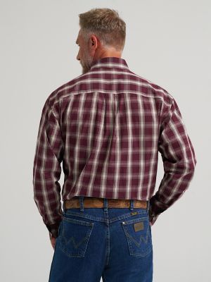 Wrangler&reg; George Strait&trade; Long Sleeve Button Down One Pocket Shirt in Merlot Plaid alternative view 3