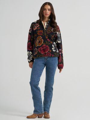 Women's Wrangler Big Sky Sherpa Snap Pullover in Black Florals alternative view