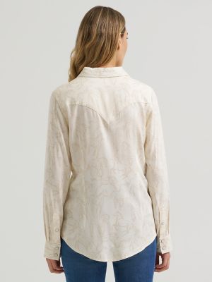 Women&rsquo;s Wrangler Statement Sierra Western Slim Snap Shirt in Cream alternative view 2