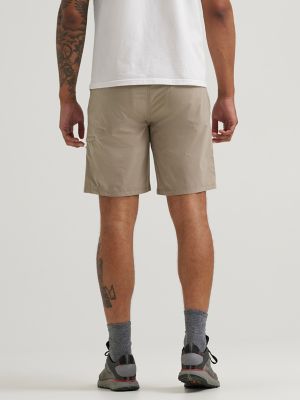Wrangler ATG&trade; Men's Side Pocket Utility Short in Laurel Oak alternative view