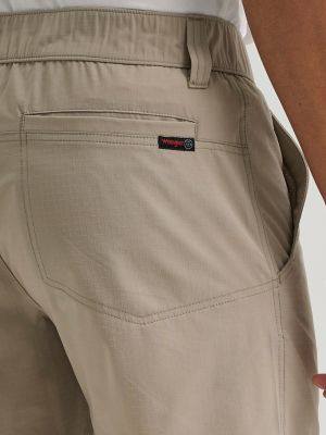 Wrangler ATG&trade; Men's Side Pocket Utility Short in Laurel Oak alternative view 5