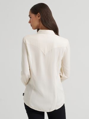 Women's  Slim Concho Button Shirt