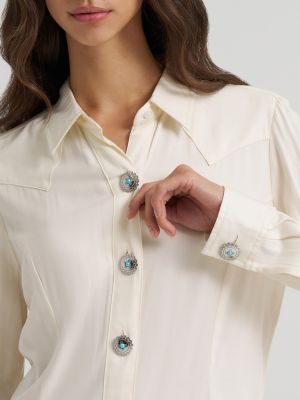 Women's  Slim Concho Button Shirt