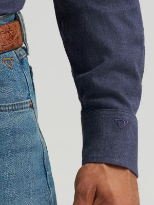 Men's Cody Johnson Two Pocket Western Snap Shirt in Solid Blue