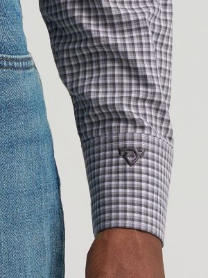Men's Cody Johnson One Pocket Button Down Shirt in Iron Microcheck
