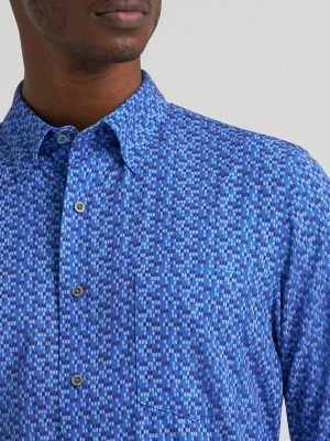 Men's Cody Johnson Performance Button Down Shirt in Blue Canyon