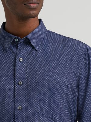 Men's Cody Johnson Performance Button Down Shirt in Navy Night