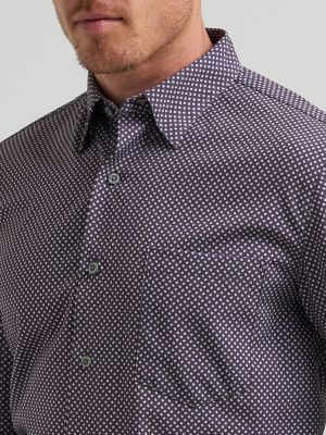Men's Cody Johnson Performance Button Down Shirt in Deep Smudge