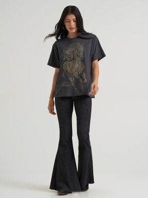 Lainey Wilson X Wrangler Golden Tex Graphic Tee in Night Shade