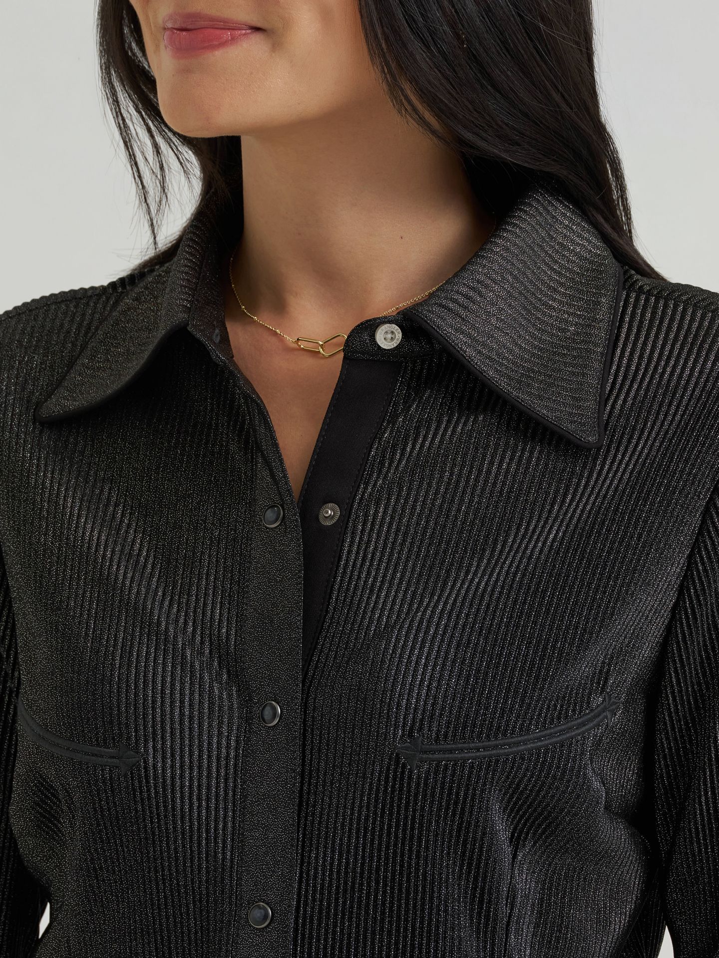 Женский топ Wrangler Lainey Wilson X Wrangler Shimmer Lainey, цвет: Ночной небесно-голубой — фото 7