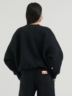 Lainey Wilson X Wrangler Preshow Sherpa Sweatshirt in Midnight