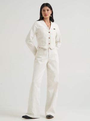 Lainey Wilson X Wrangler Tour Barrel Jean in Pearl White