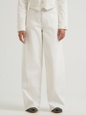 Lainey Wilson X Wrangler Tour Barrel Jean in Pearl White