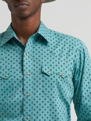 Men's Wrangler Retro&reg; Long Sleeve Sawtooth Snap Pocket Western Shirt in Dusky Teal alternative view 3