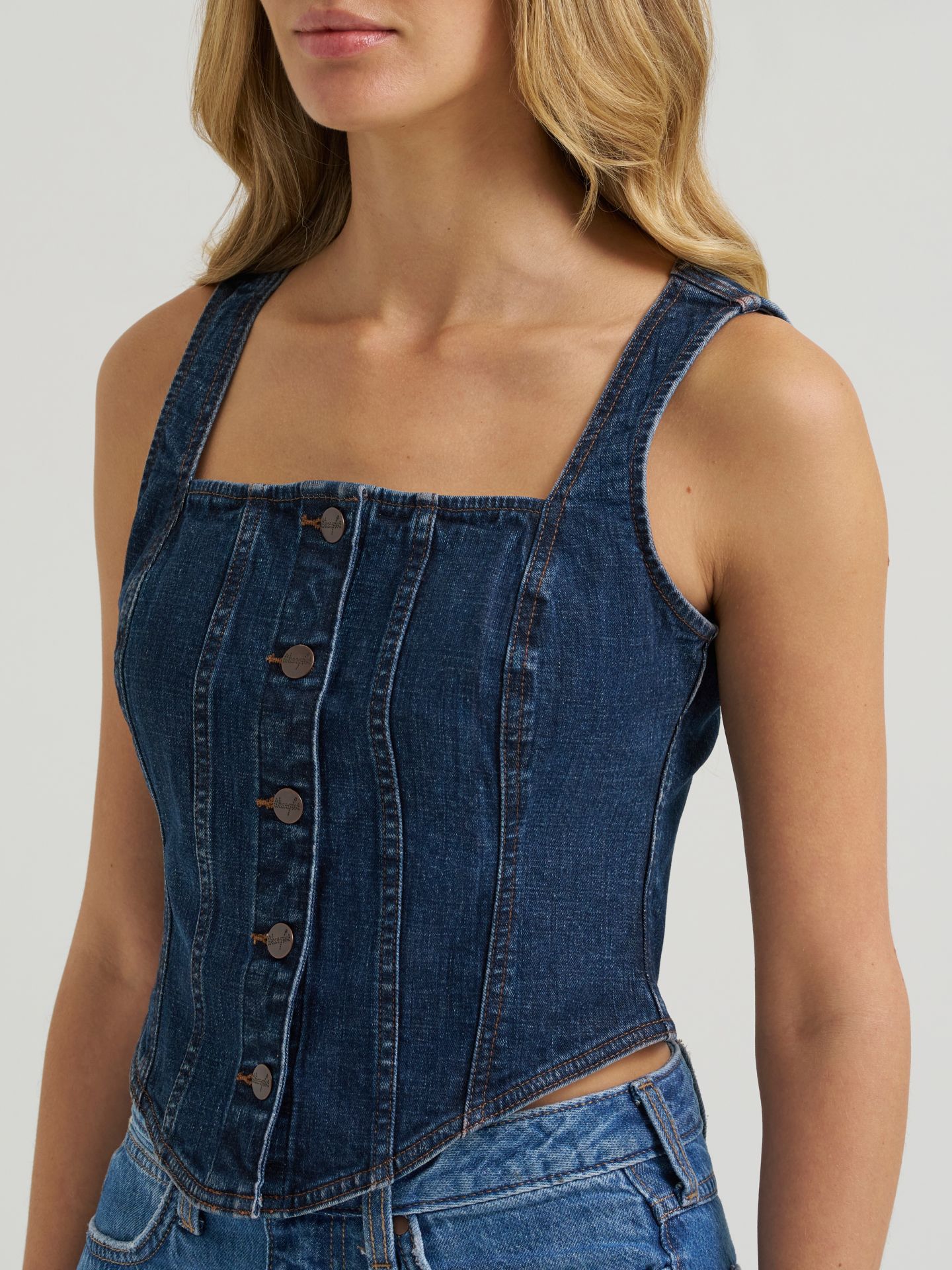 Женский жилет Wrangler Bustier Denim, цвет: Тёмный джинсовый — фото 6