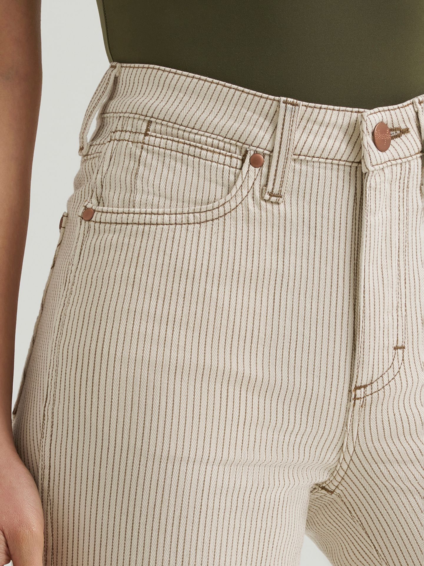 Женские джинсы Wrangler Retro® Bailey Pinstripe High Rise Trouser Jean, цвет: Ryann — фото 7