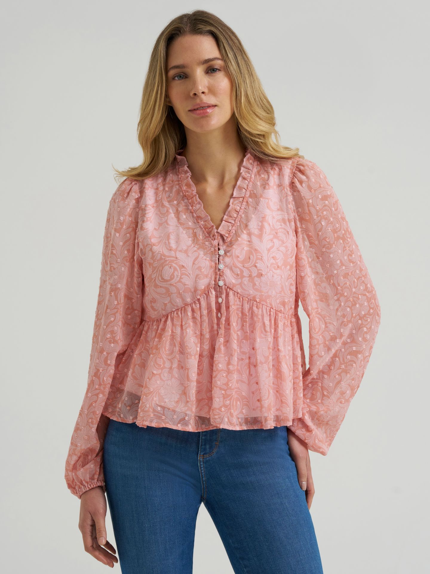 Женская блузка Wrangler Sheer Juliet Blouse, цвет: Розовый — фото 1
