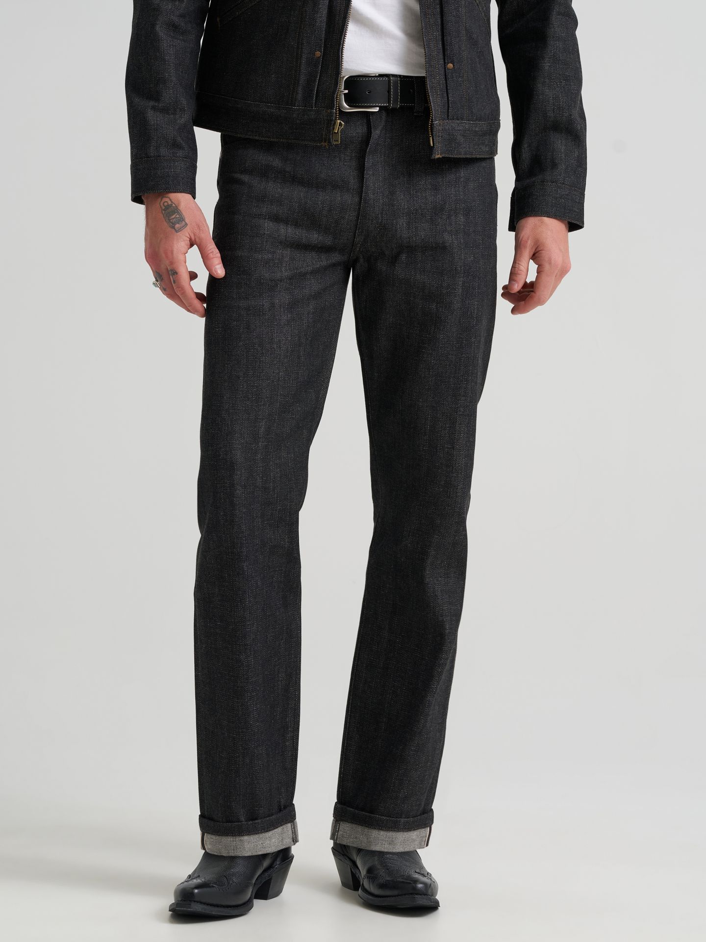 Мужские джинсы Wrangler Cowboy Cut® Raw Selvedge Blue Bell, цвет: Чёрный — фото 4