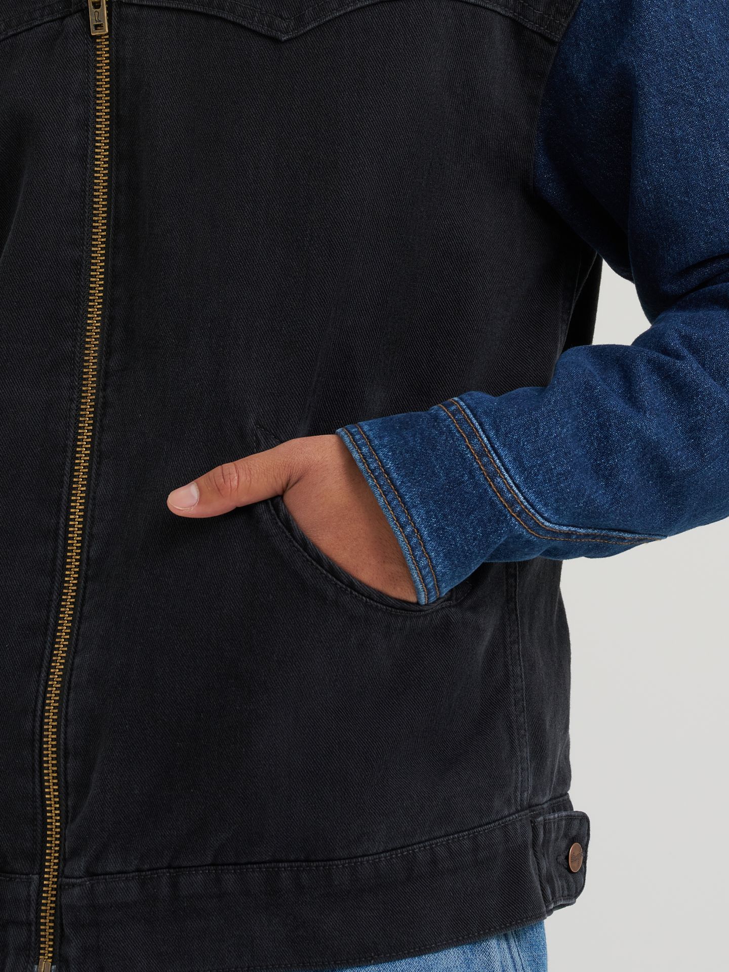 Мужская куртка Wrangler Rodeo Sport Trailrider, цвет: Чёрный варёный — фото 8
