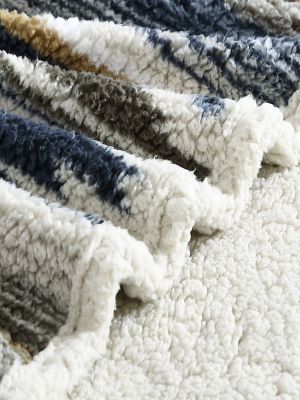 Wrangler Western Plush Sherpa Printed Throw:Brown/Navy:One Size alternative view 2