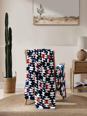 Wrangler Homestead Printed Throw:Blue/Red:One Size main view