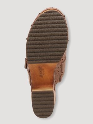 Dr. Scholl&rsquo;s x Wrangler&reg; Original Ranch Clog in Honey