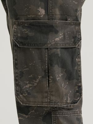 Men's Wrangler&reg; Flex Tapered Cargo Pant