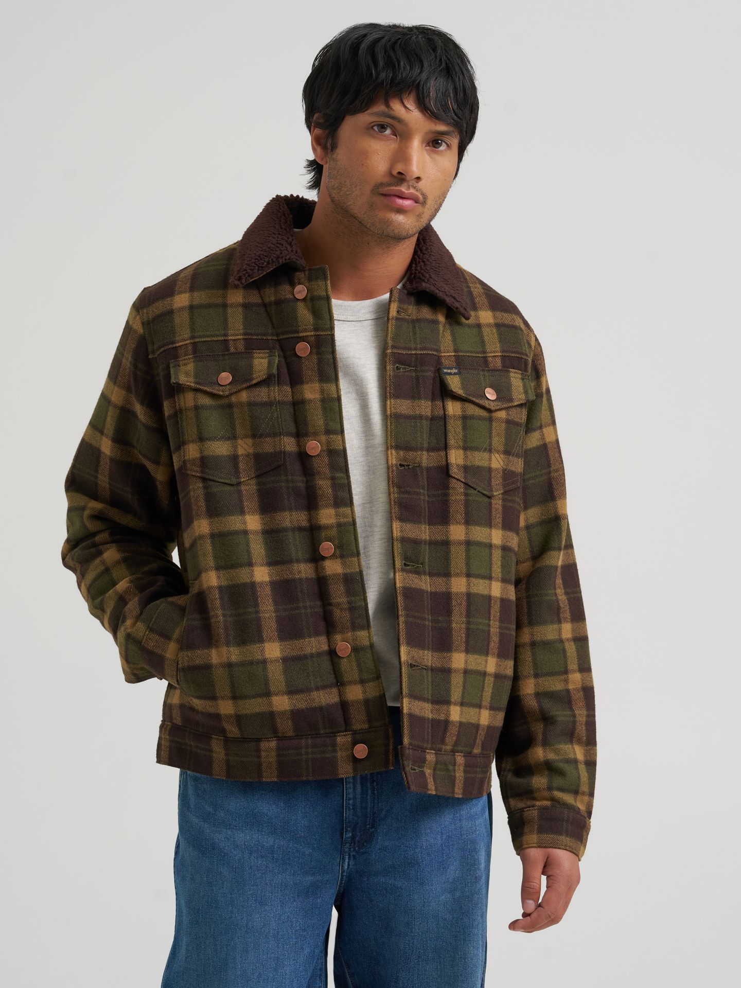 Мужская куртка Wrangler Range в клетку на подкладке из шерпы, цвет: Оливковый — фото 2